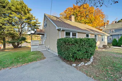 250-252 Mechanic St 1