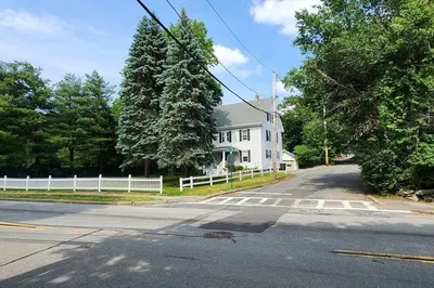 10 Cedar St