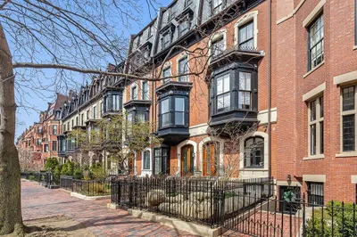 227 Marlborough St #4