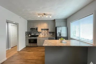 48 Derby St #1