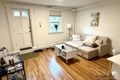 576 Washington Street #7