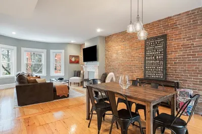 30 Oak Street #2