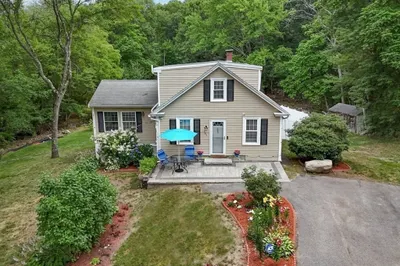 165 Astle St 1