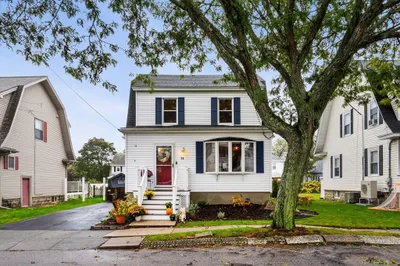 74 Fairview Ave