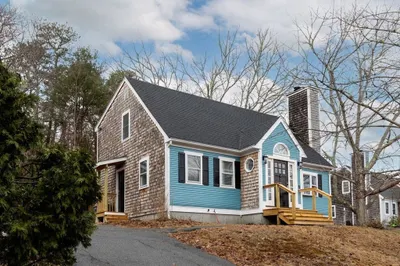 75 Henry Dr 1