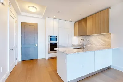 240 Devonshire Street #4014