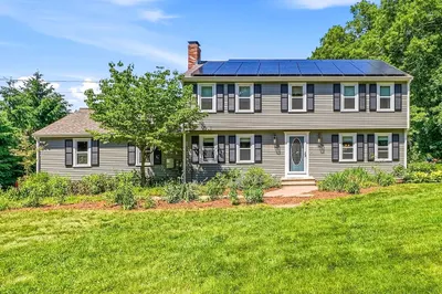 35 Chestnut St 1