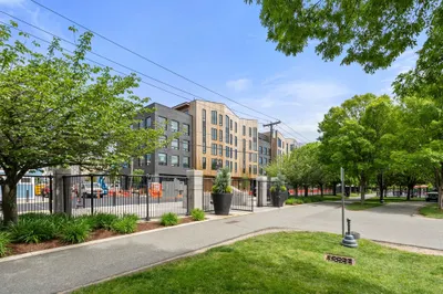 282 Bremen St #219
