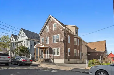 65 Derby St
