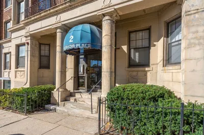 2 Sutherland Rd #35