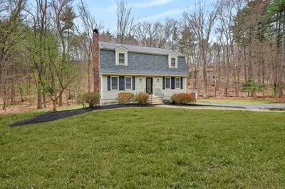 111 Goss Ln 1