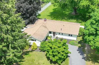10 Merrill Dr