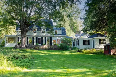 39 Musketaquid Road 1