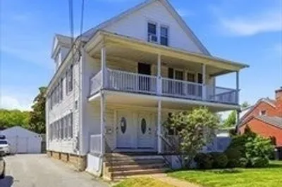 2143-2145 Northampton Street 1