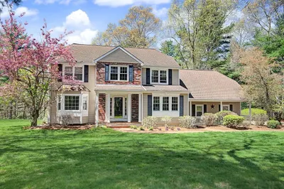 8 Pheasant Hill Rd 1