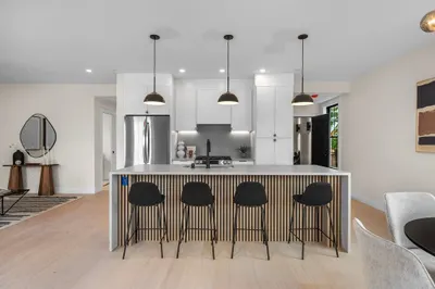 294 Beacon #3