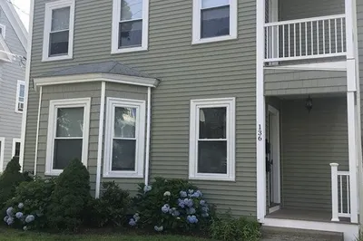 136 Mt Vernon Avenue #2