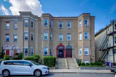 9 Forbes St 1