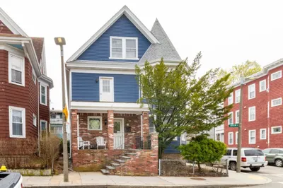 53 Roseclair St