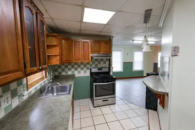 209 West Harvard Street #1 1