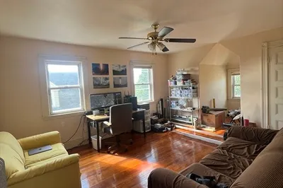 33 Hillside Rd #3