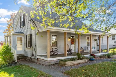 289 Prospect St 1