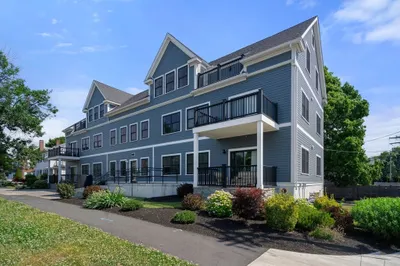 1025 Fellsway #2