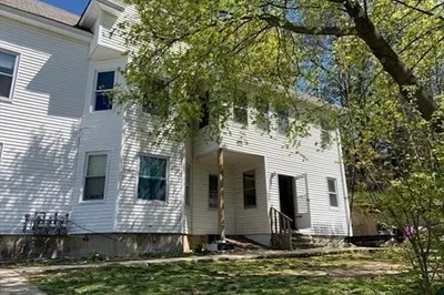 47 Longwood Ave 1