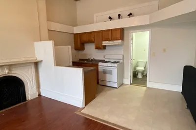 14 Monument Square #1-1 1