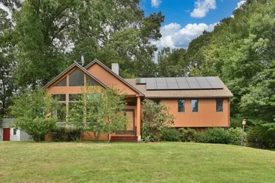 5 Lee Ave 1