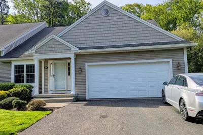 74 Shadow Brook Est #74 1