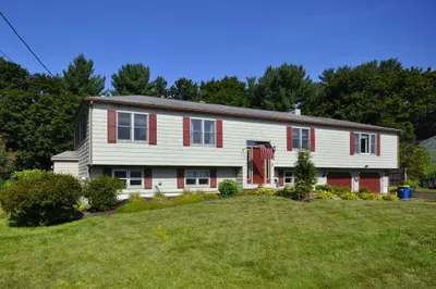 32 Brenda Ave 1