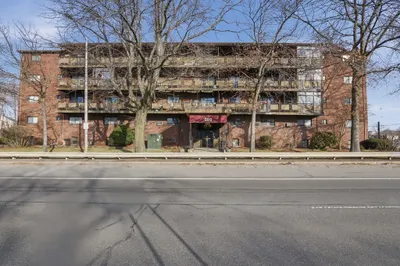 595 Revere Beach Parkway #5 1