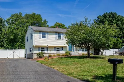38 Ruth Ellen Rd
