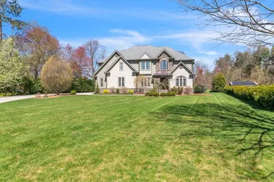43 Stevenson Ln 1