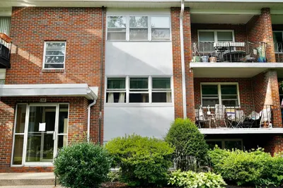 36 Pleasant Dr #48