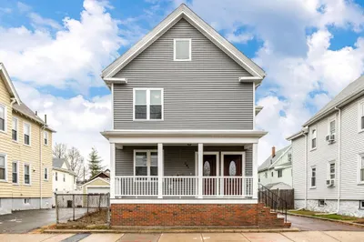 285 Charles St #2