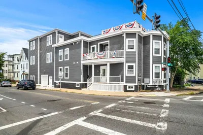 1088 Saratoga St #3 1