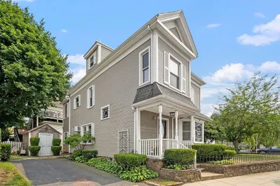 485 Rantoul St #3 1