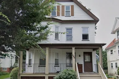 182 Larch Rd 1
