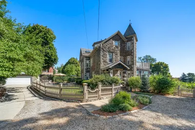 35 Grandview Ave #1 1