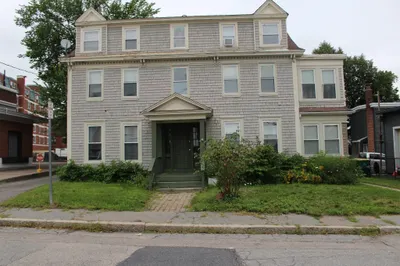 2 Bruce Ave #2