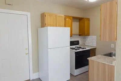 25 Oakland Ave #2F 1