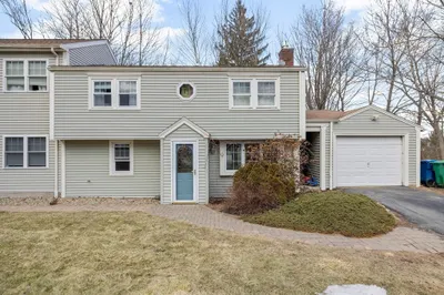 9 Glen Ave #A