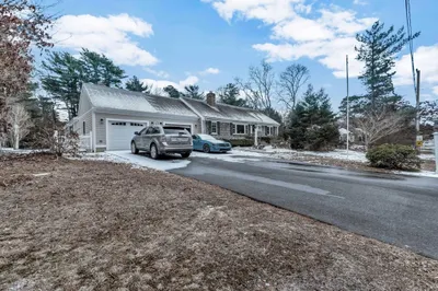426 Mariner Cir 1