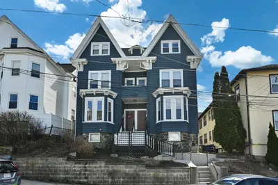 5 Acorn St #1 1