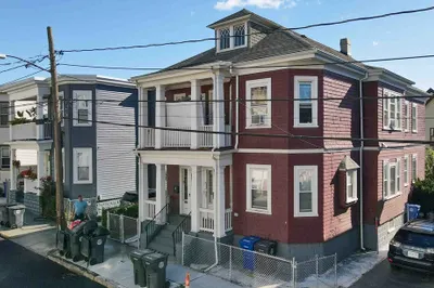 29 Cottage St 1