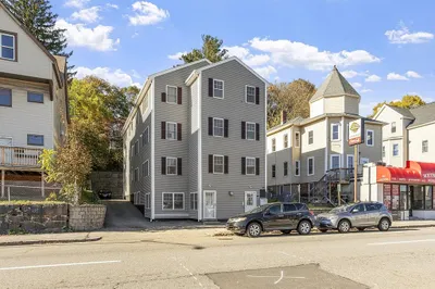 89 W Boylston #4