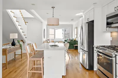 37 Lamson St #3