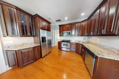 30-32 Ward St #2